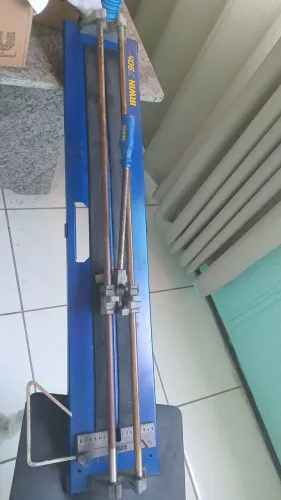 Cortador de cerâmicas e porcelanato profissional