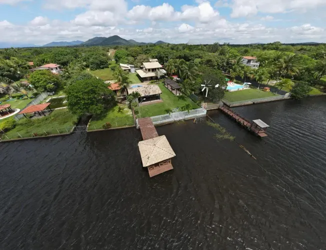 Lagoa do Banana - Caucaia - CE Venda Bela Casa com acesso na Lagoa
