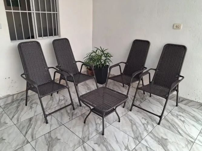 Jogo de cadeiras pátio em fibra sintética 