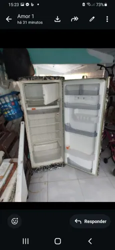 Vendo geladeira 