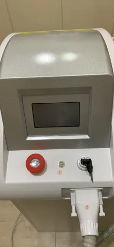 Laser remoção de tatuagem 