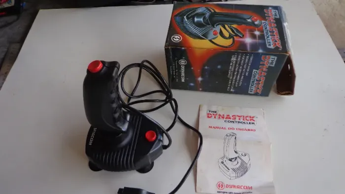 Controle Com Caixa Para Atari 2600 Dynacom Dyniastick (Usado)