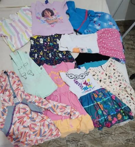 Lote de roupas infantil - menina - 4 a 6 anos