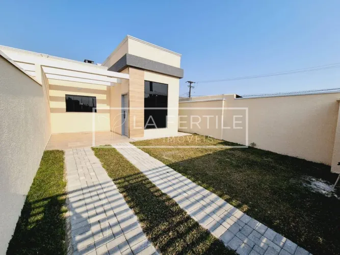 Casa com 3 Quartos, 1 Suíte, 69.97M², à Venda por R$ 420.000,00 - Ipê, São José dos Pinhai