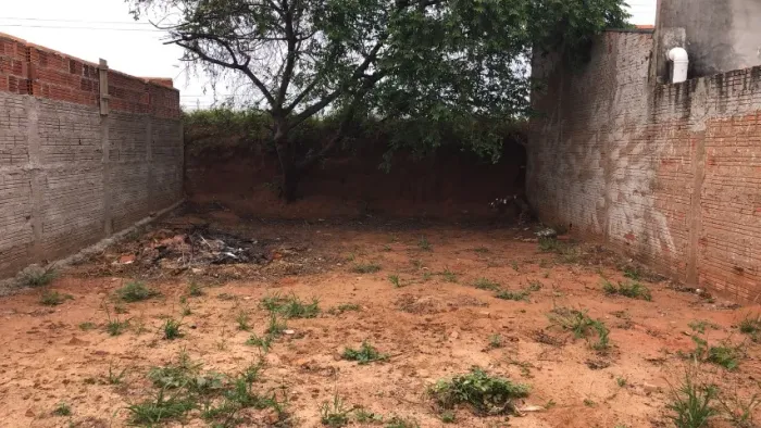 Vende se terreno: Bairro Lago Sul I - Cidade Bady Bassit