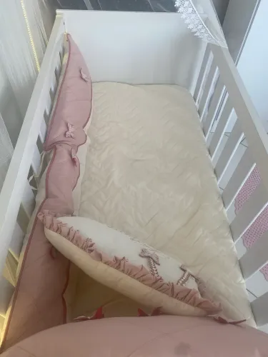 Berço com colchão