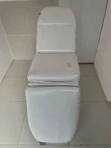 Maca de Estética semi nova