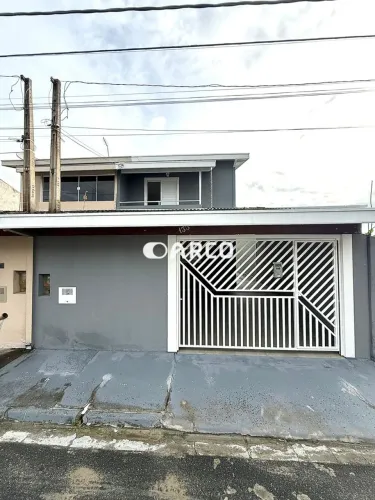 Sobrado à venda no Villa Branca - 3 Dorms com suíte