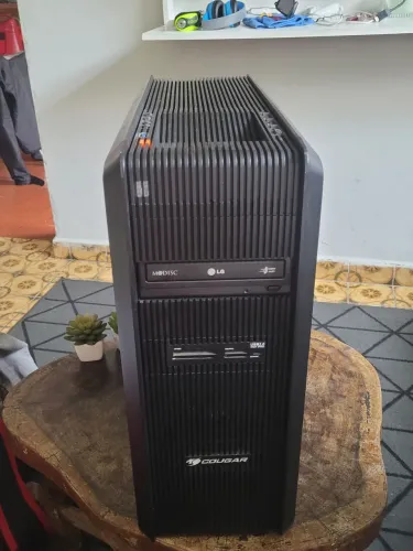 Gabinete Gamer Cougar (LEIA ANÚNCIO)