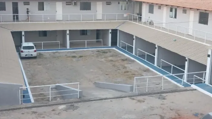 alugamos apartamentos com ótima localização e segurança . Sem burocracia Contato *