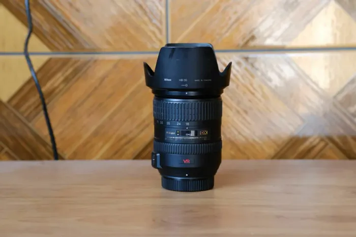 Lente Nikkor 18-200 VR EX