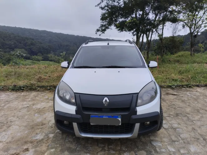 Renault Sandero Stepway Hi-power 1.6 8V 5P 2014