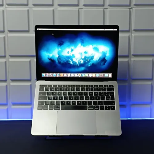 MacBook Pro 13