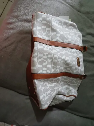 Vendo mala da veryrio nova!