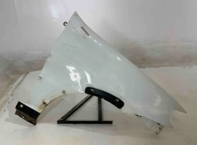 Paralama direito fiat palio way