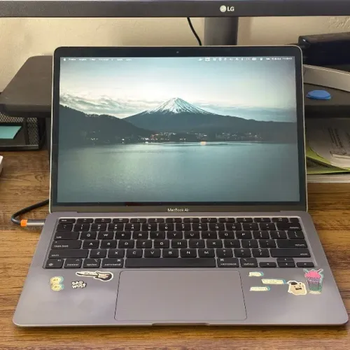MacBook Air M1