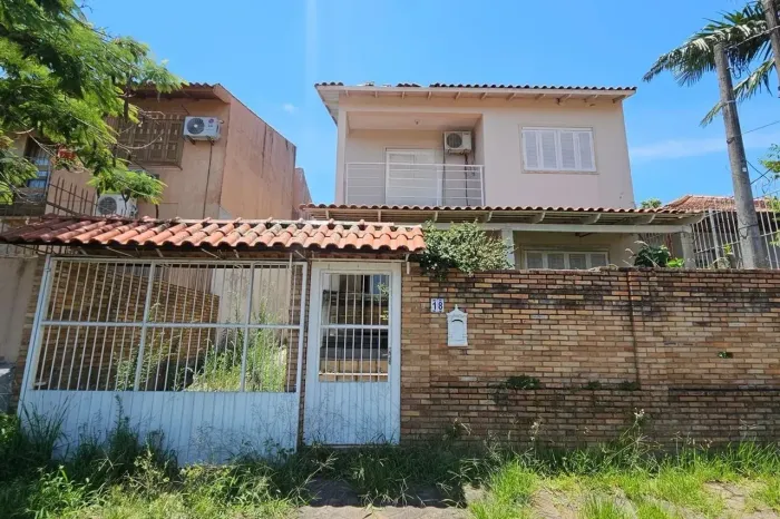 Casa com 4 dormitórios, R Doutor Paulino Guerra