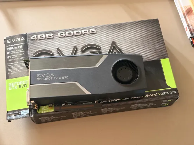 Placa de vídeo GTX 970 EVGA referência 4GB GDDR5