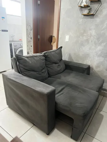 Sofá cinza 1,40 cm