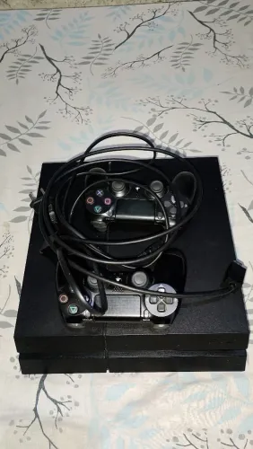 PlayStation 4 dois controles funcionando perfeitamente
