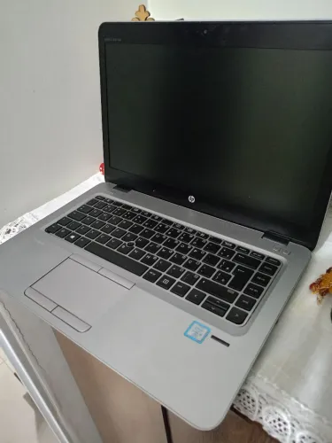 Notebook Hp i5 6 th 8GB RAM ddr4 SSD 240 GB