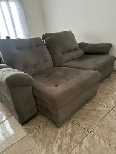 Sofá retrátil