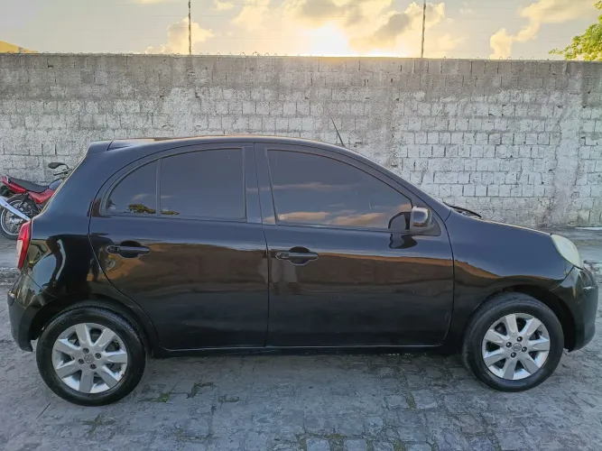 Nissan March S 1.0 16V Flex Fuel 5P 2013