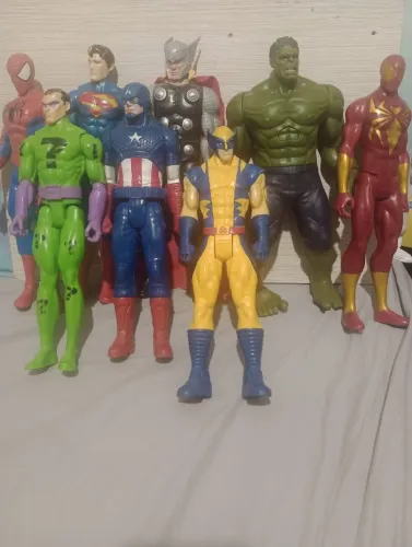Lote de bonecos figuras de ação 