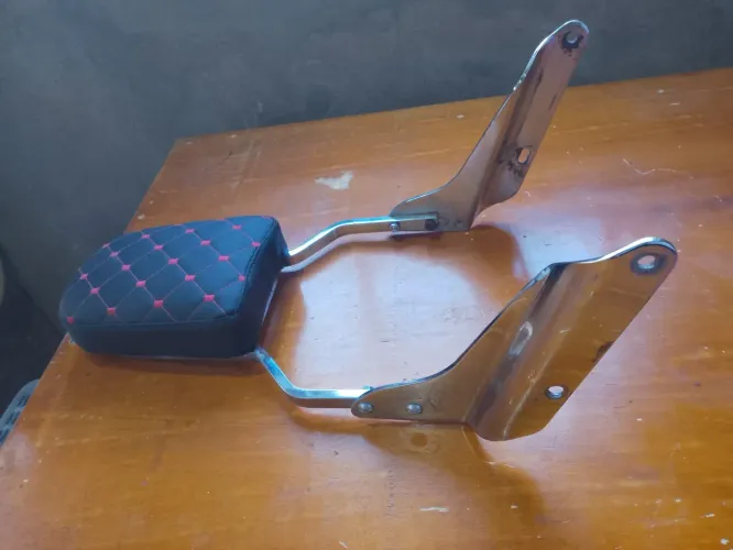 Sissy Bar para custom 250