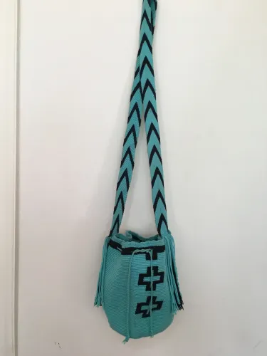 Bolsa  peruana wayuu azul com preto pequena 