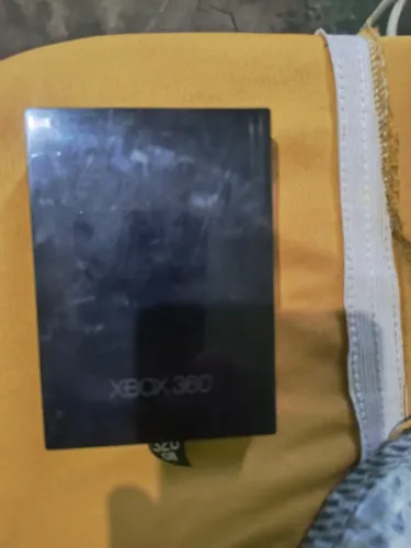 HD 320 gigas Xbox 360 lotado de jogos