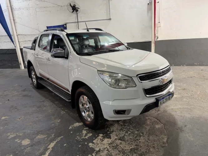 Chevrolet S10 Pick-up LTZ 2.4 F.power 4X2 CD 2013