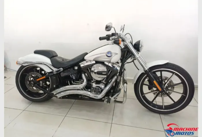 Breakout 2015 baixo km 