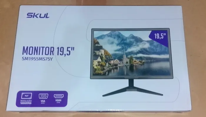 Monitor 19,5" Skul novo