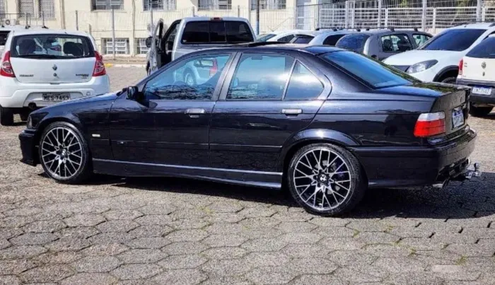 BMW 323I /IA Exclusive 1998