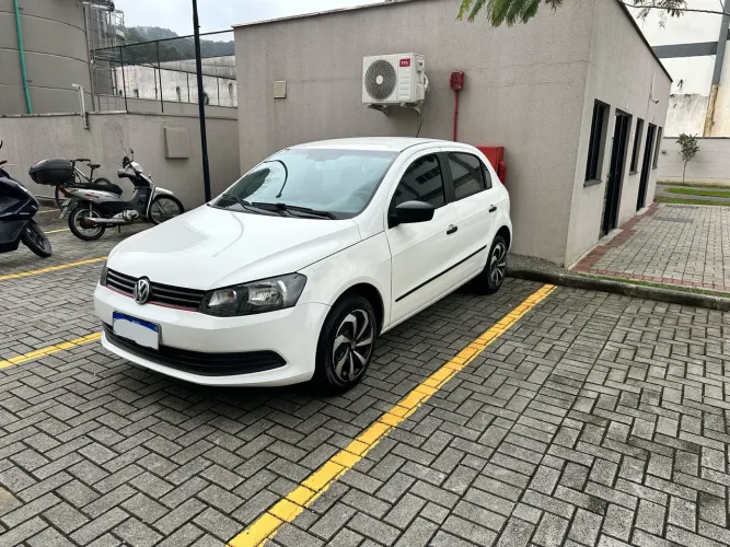 Volkswagen Gol Geração VI Trendline 1.6 8V Total Flex Mec. 4P 2015