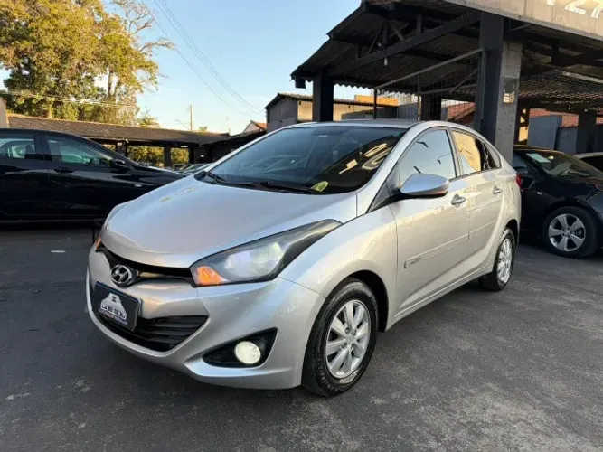 Hyundai HB20S C.style/c.plus1.6 Flex 16V Aut. 4P 2015