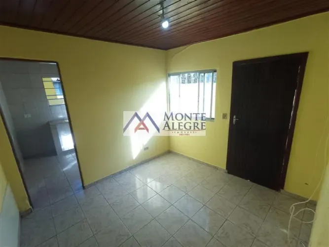 Casa residencial para aluguel com 35m² e 1 dormitório na Vila Marari.