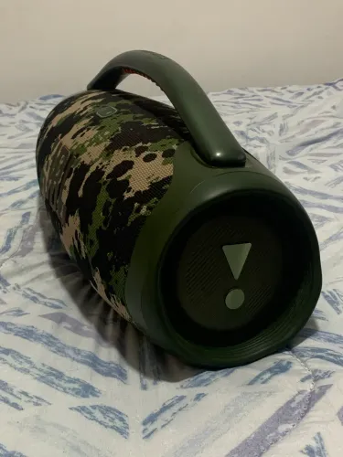 Vendo bombox 3 camuflada 