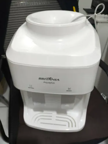 Britânia Aquaplus BBE13B Branco Bivolt. 