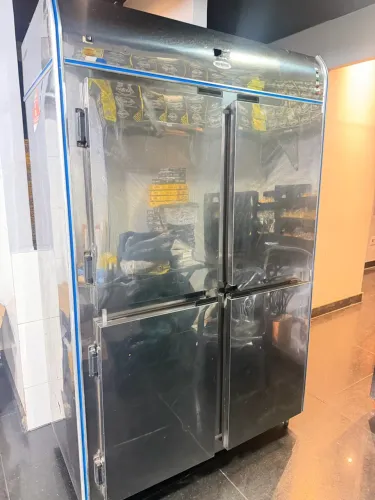 Refrigerador Comercial Inox 4 Portas - Motor com Defeito