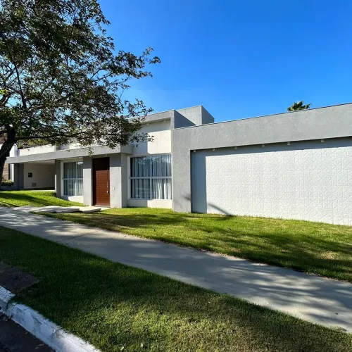 Vendo Casa térrea - Condomínio Belvedere 1 próximo a academia, esquina