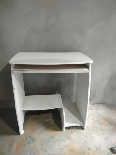 Mesa de computador com suporte para teclado (Leia a descrição)