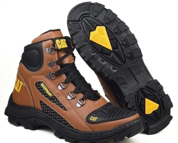 Bota Caterpillar cano alto