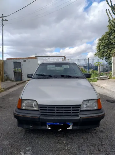 Chevrolet Kadett GLS 1.8 EFI / Sl/e 1.8 (álcool) 1990