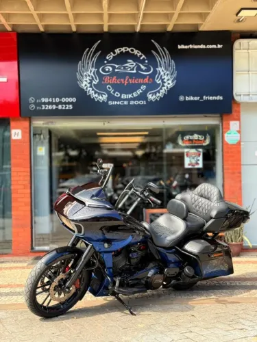 HARLEY DAVIDSON ROAD GLIDE CVO 2019