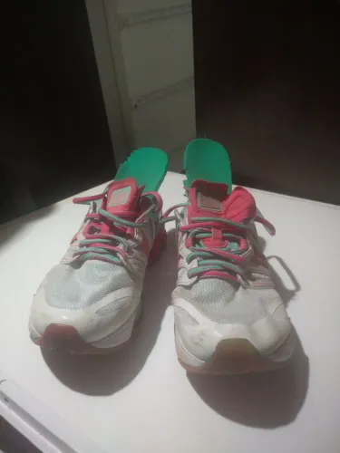Tênis de corrida feminino.. olímpicos
