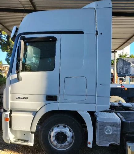 Baixou Mercedes Benz Actros 2546 Ano2019