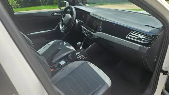 Volkswagen Nivus Highline 1.0 200 TSI Flex AUT 2021