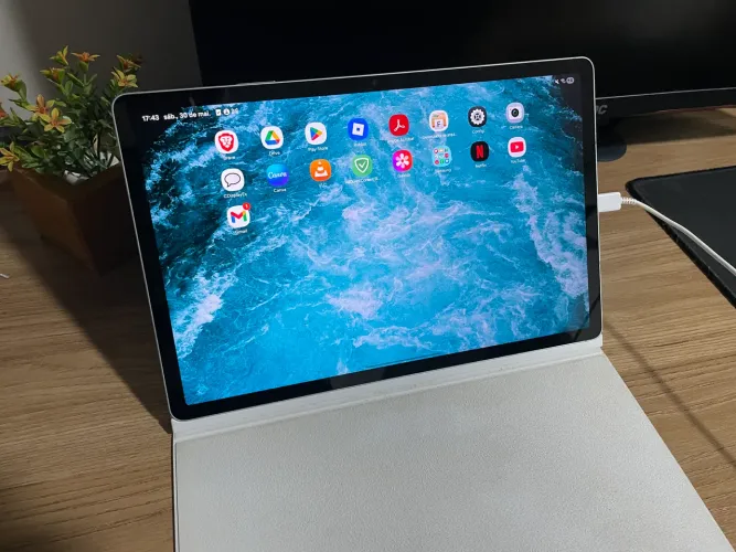 Galaxy Tab S9 FE+ Plus